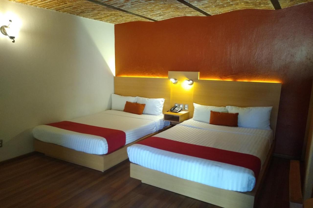 Hotel Villa Del Sol Expo Гвадалахара Экстерьер фото