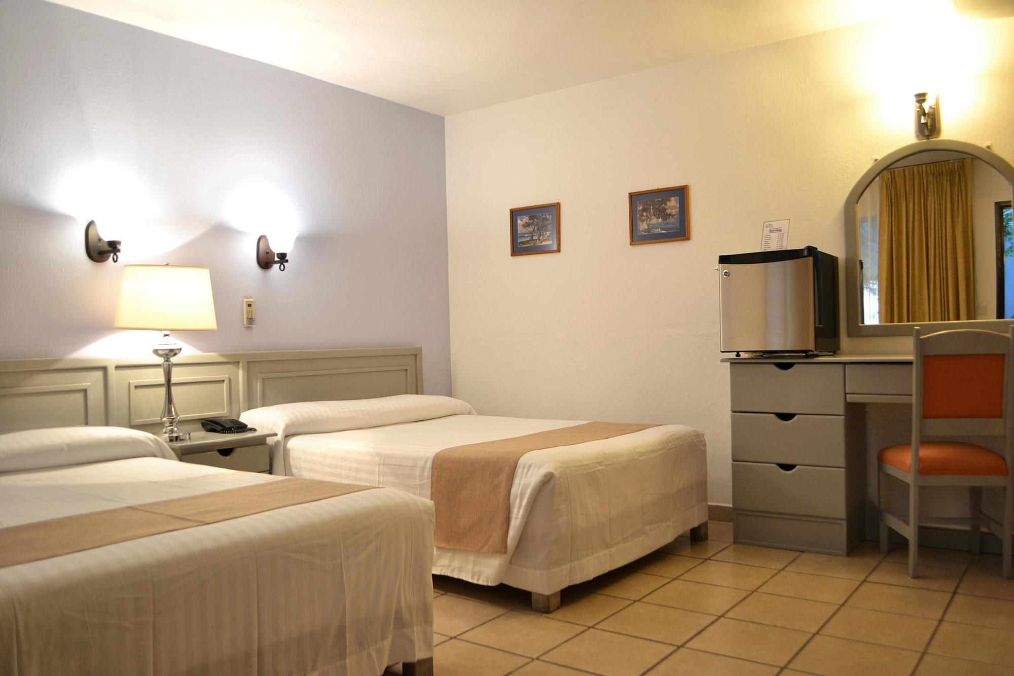 Hotel Villa Del Sol Expo Гвадалахара Экстерьер фото