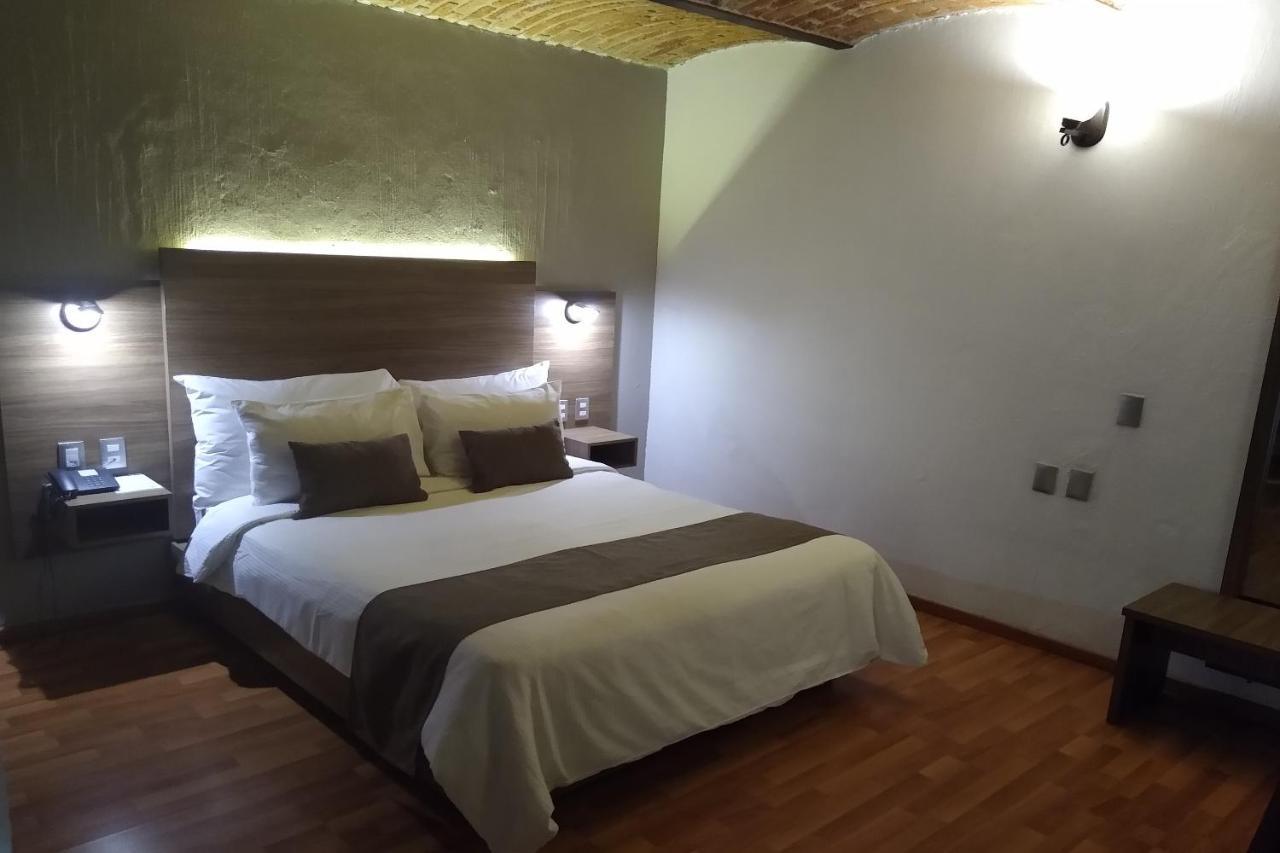Hotel Villa Del Sol Expo Гвадалахара Экстерьер фото