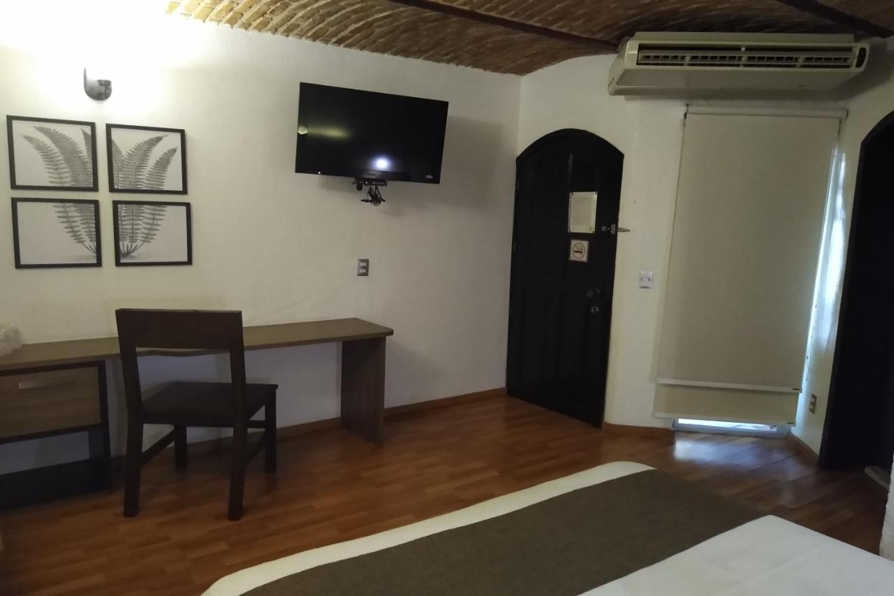 Hotel Villa Del Sol Expo Гвадалахара Экстерьер фото