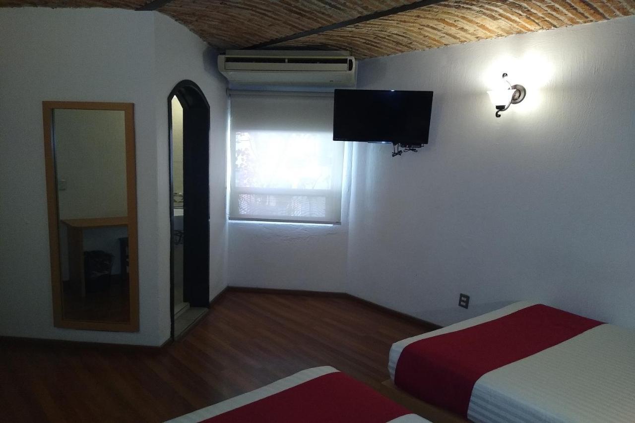Hotel Villa Del Sol Expo Гвадалахара Экстерьер фото