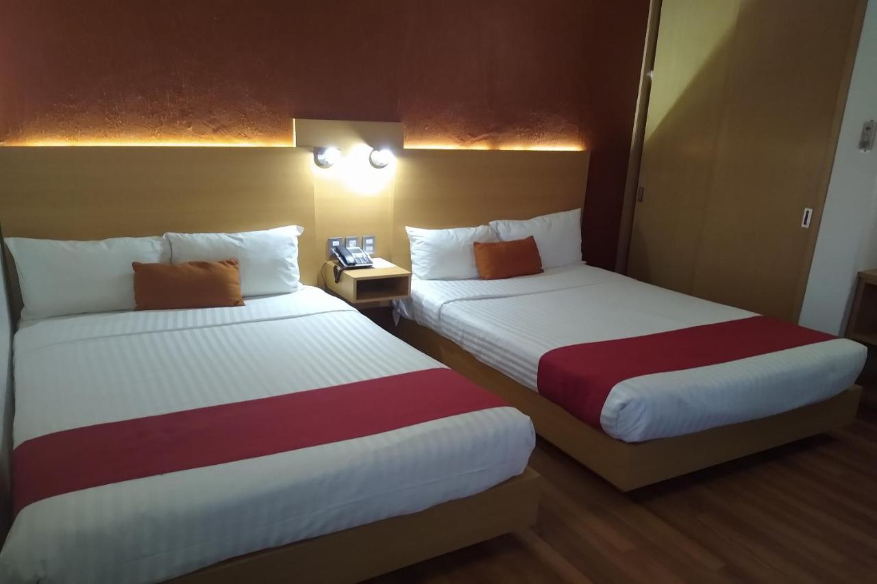 Hotel Villa Del Sol Expo Гвадалахара Экстерьер фото